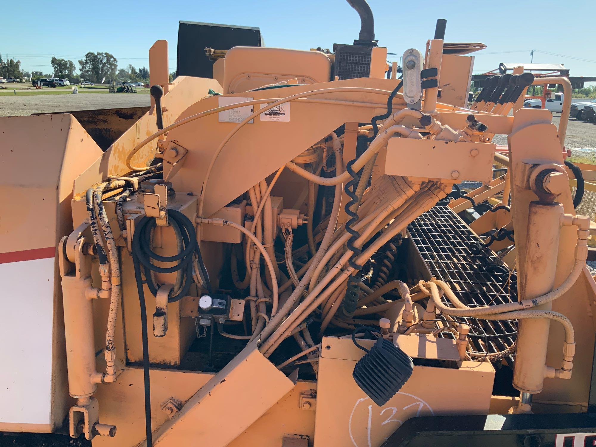 2002 Leeboy 8500T Asphalt Paver