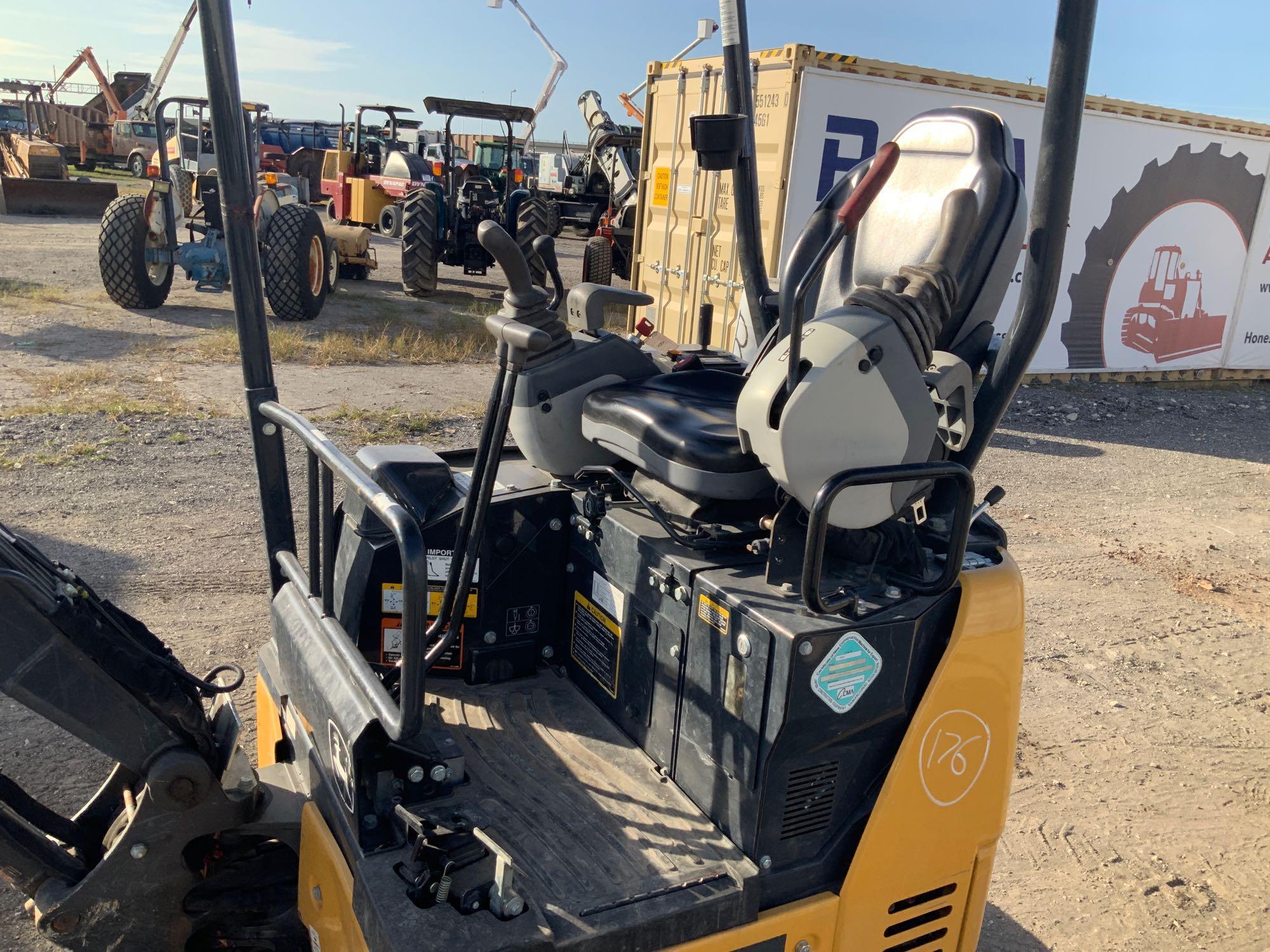 2017 John Deere 17G Mini Excavator