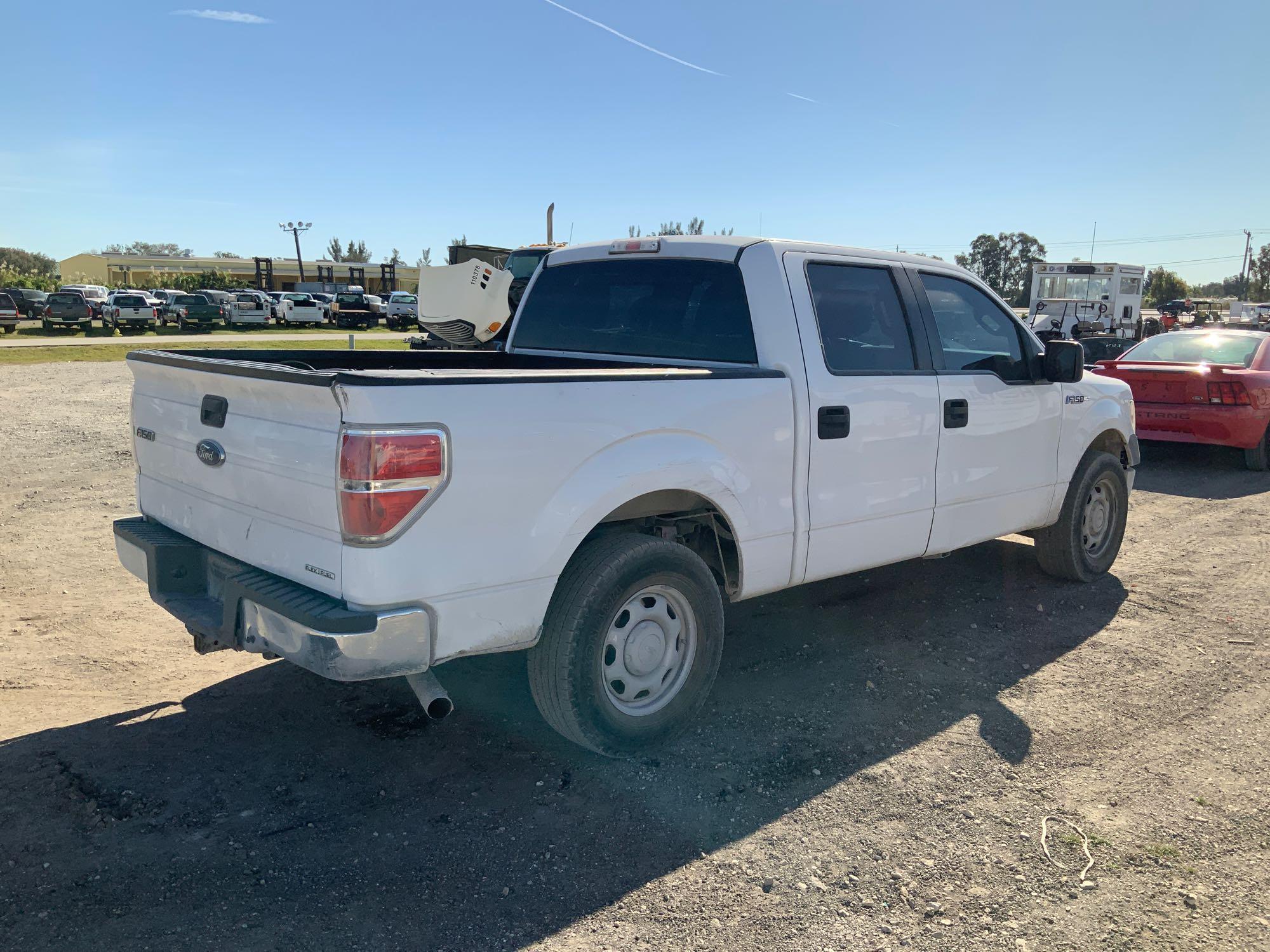 2013 Ford F-150 Crew Cab Pickup Truck