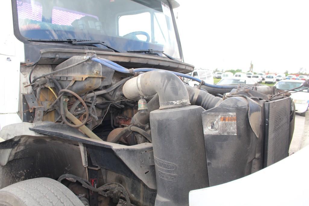 2000 Freightliner FL80 Flatbed Truck