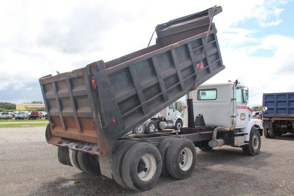 2001 Volvo T/A Dump Truck