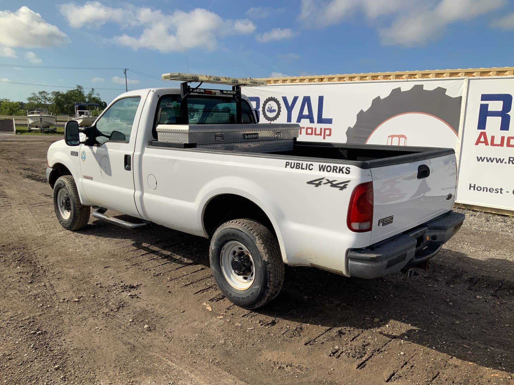 2004 Ford F-250 4x4 Pickup Truck