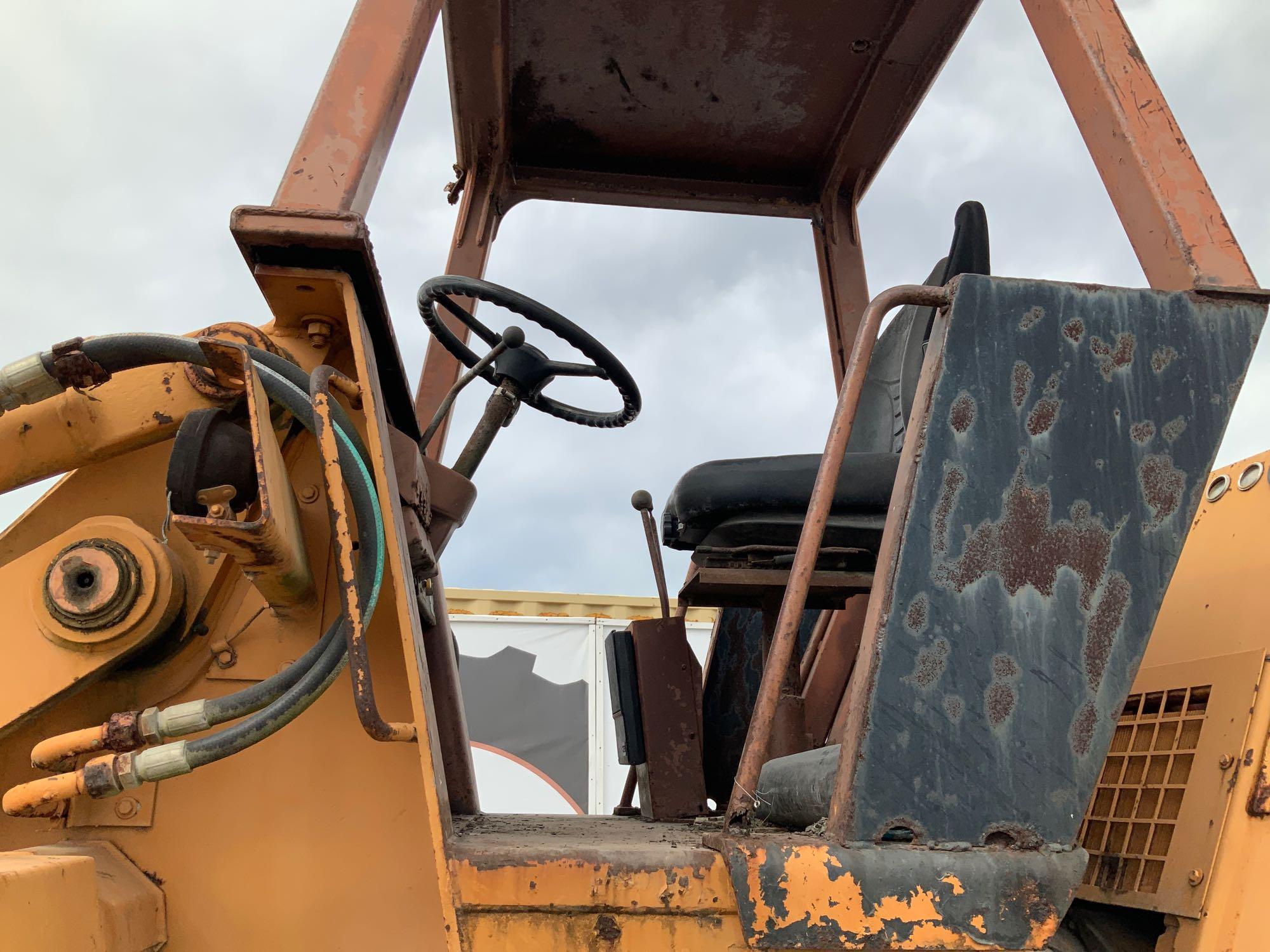 Case W20C Articulated Wheel Loader