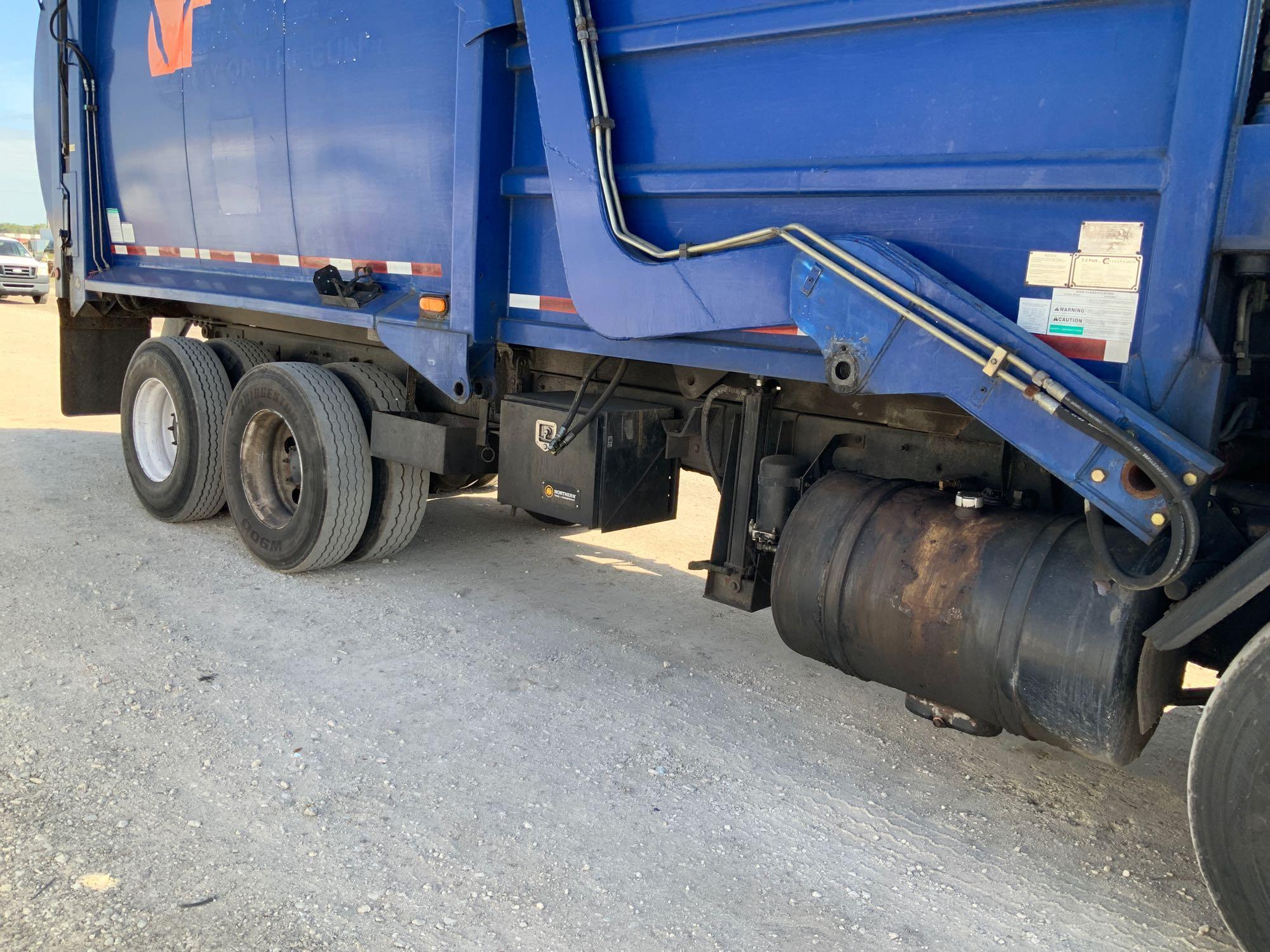 2007 Mack LE613 40yd Front End Loader Garbage Truck