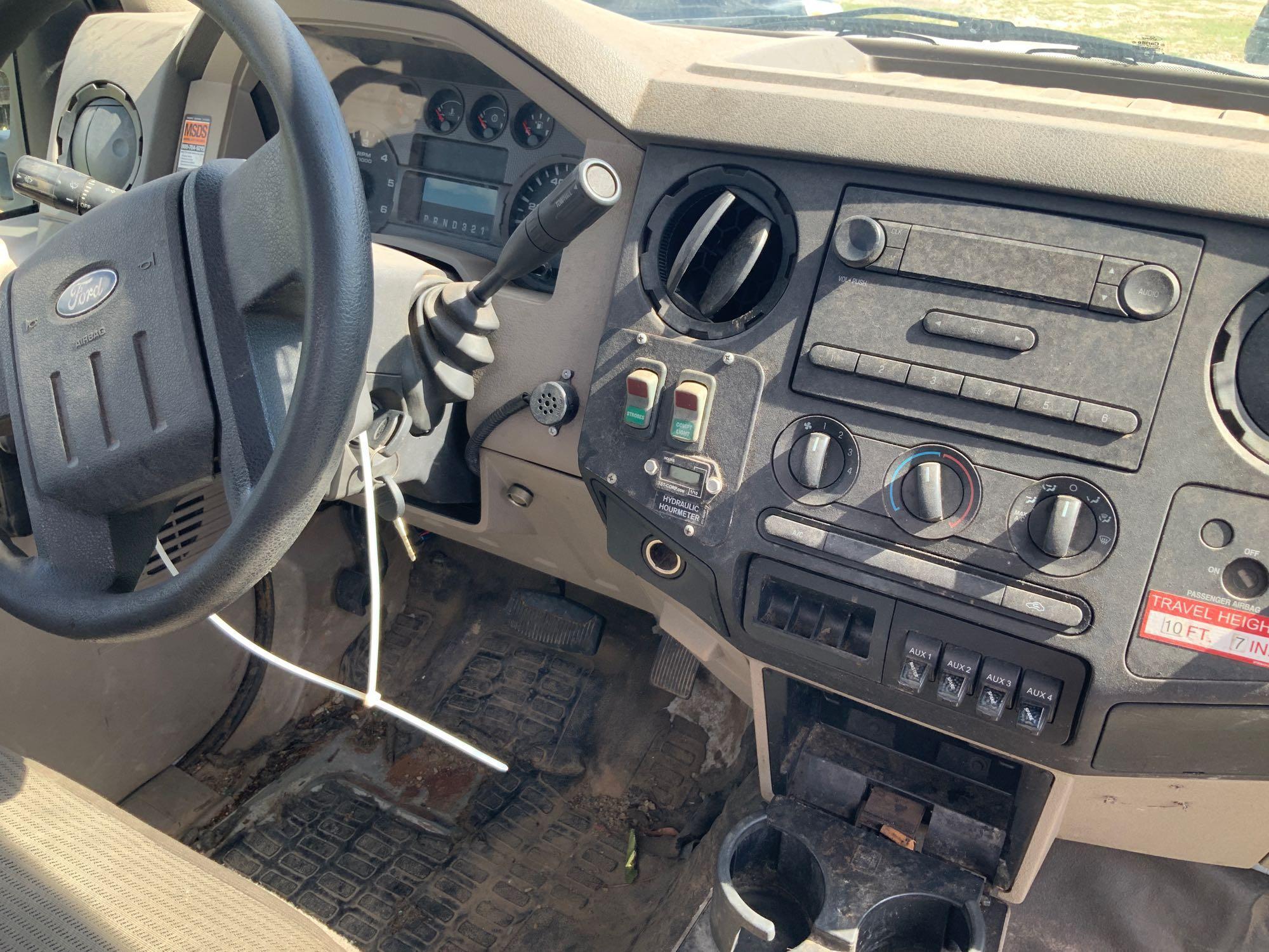 2008 Ford F-450 30ft Altec Bucket Truck