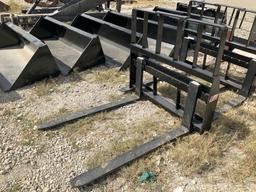 Unused 48in Skid Steer 4,200lb Fork Attachment with Frame