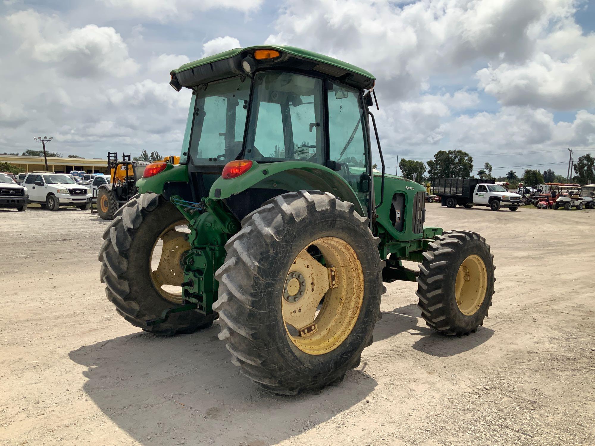 John Deere 6100D 4x4 Tractor