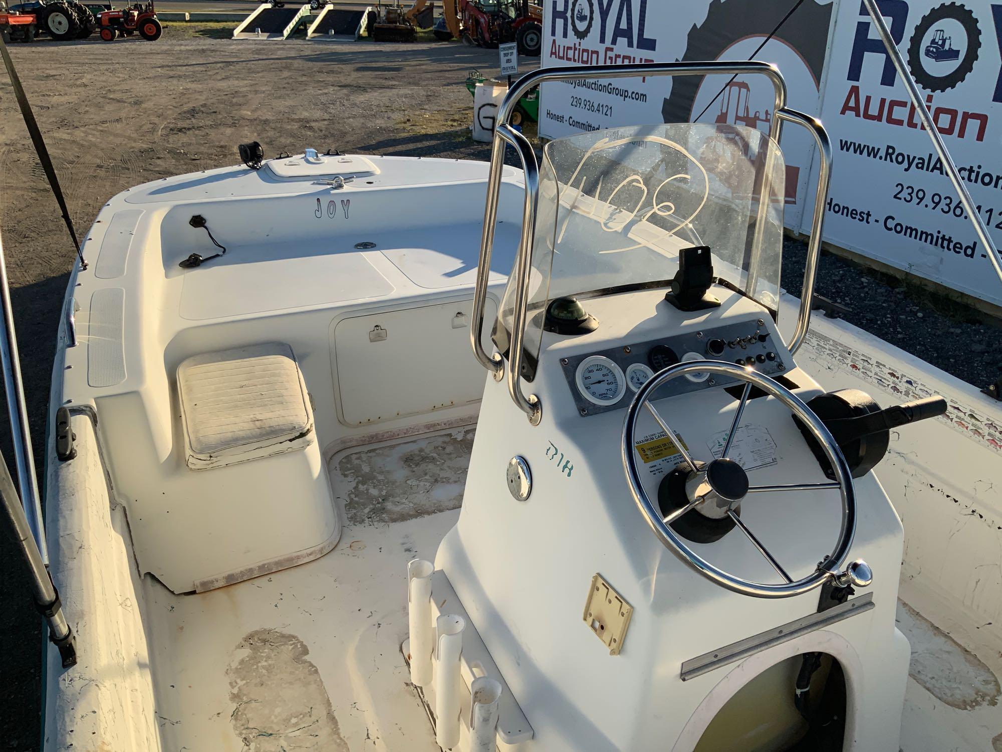 2005 Sundance 18ft Center Console Boat