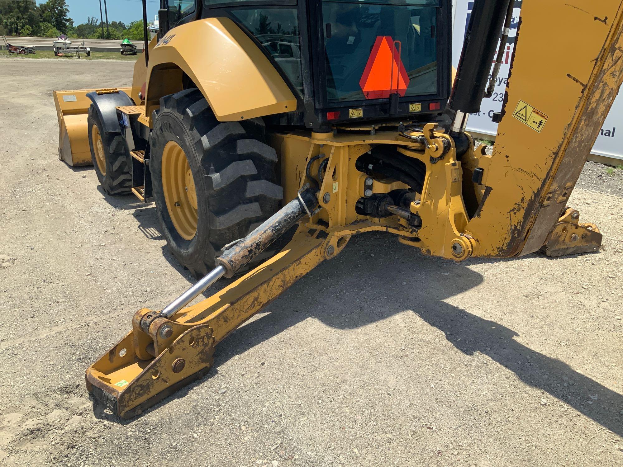 2015 CAT 430F2 4x4 Loader Backhoe Extendahoe