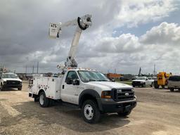 2005 Ford F-550 4x4 Dually Over Center Bucket Truck