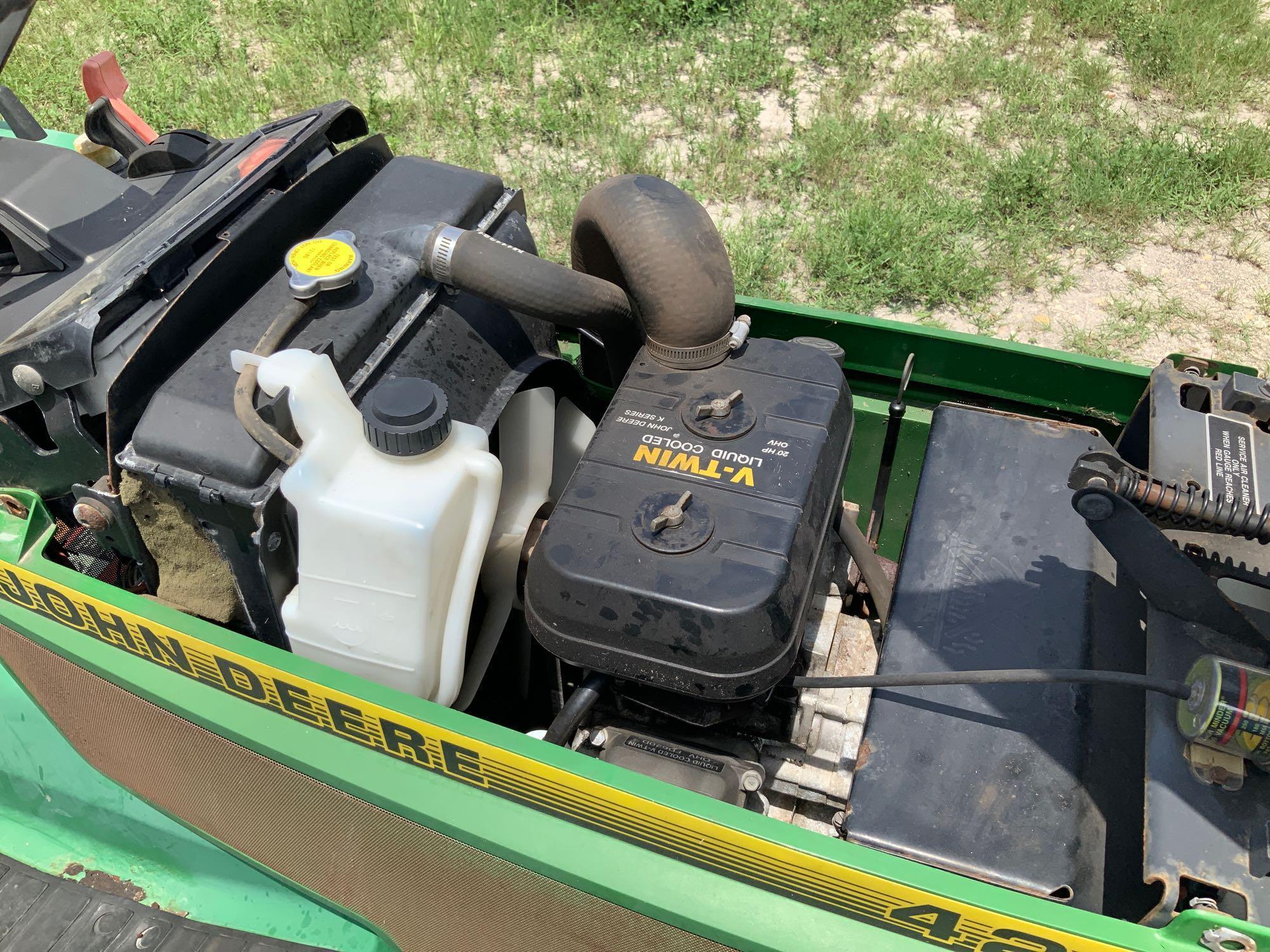 John Deere 425 Riding Mower