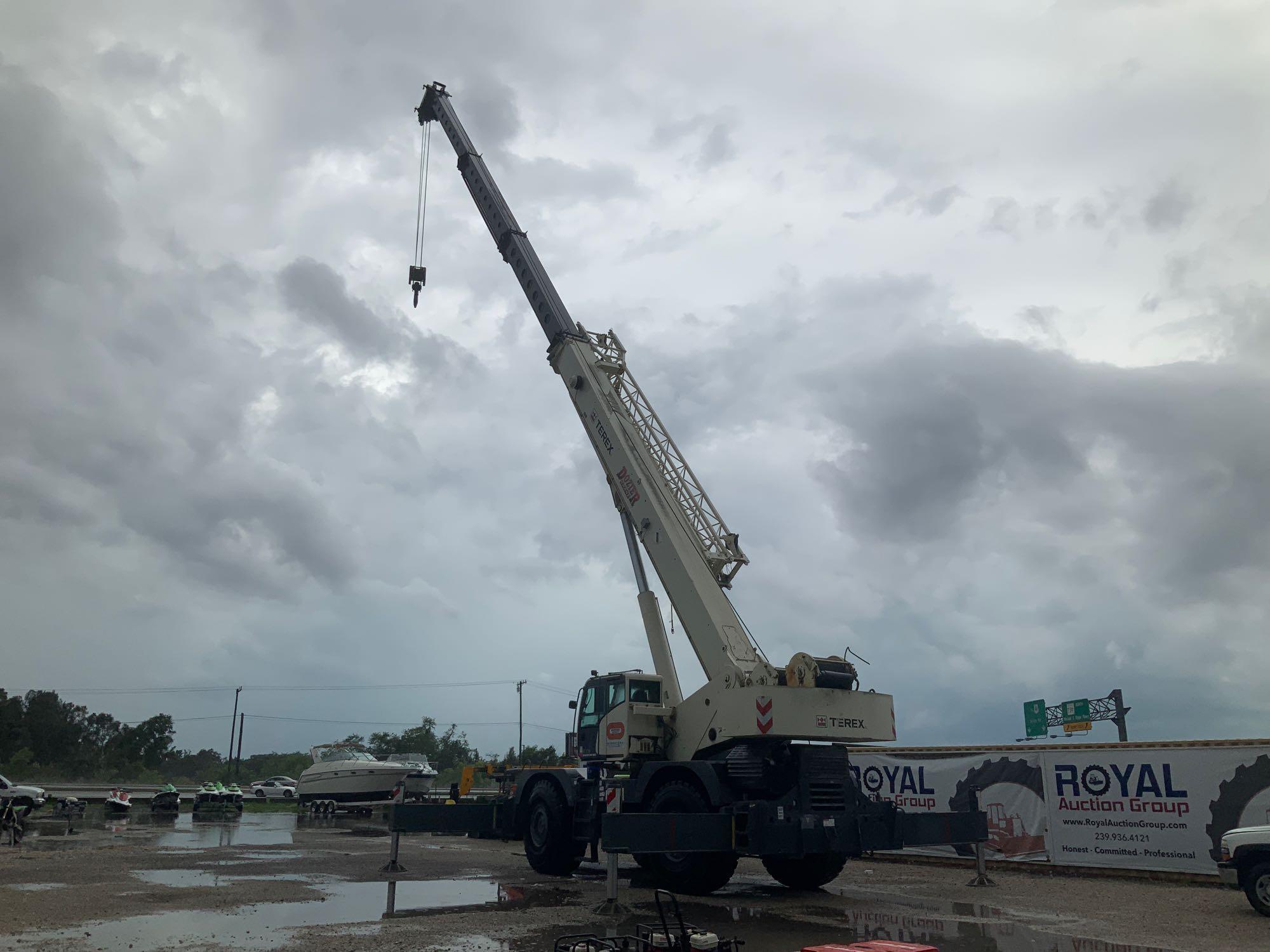 2014 Terex Quadstar 1100 110 Ton Rough Terrain Crane