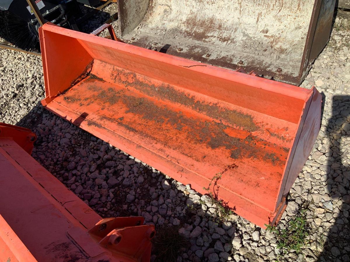 Kubota L1769 72in Tractor Loader Bucket