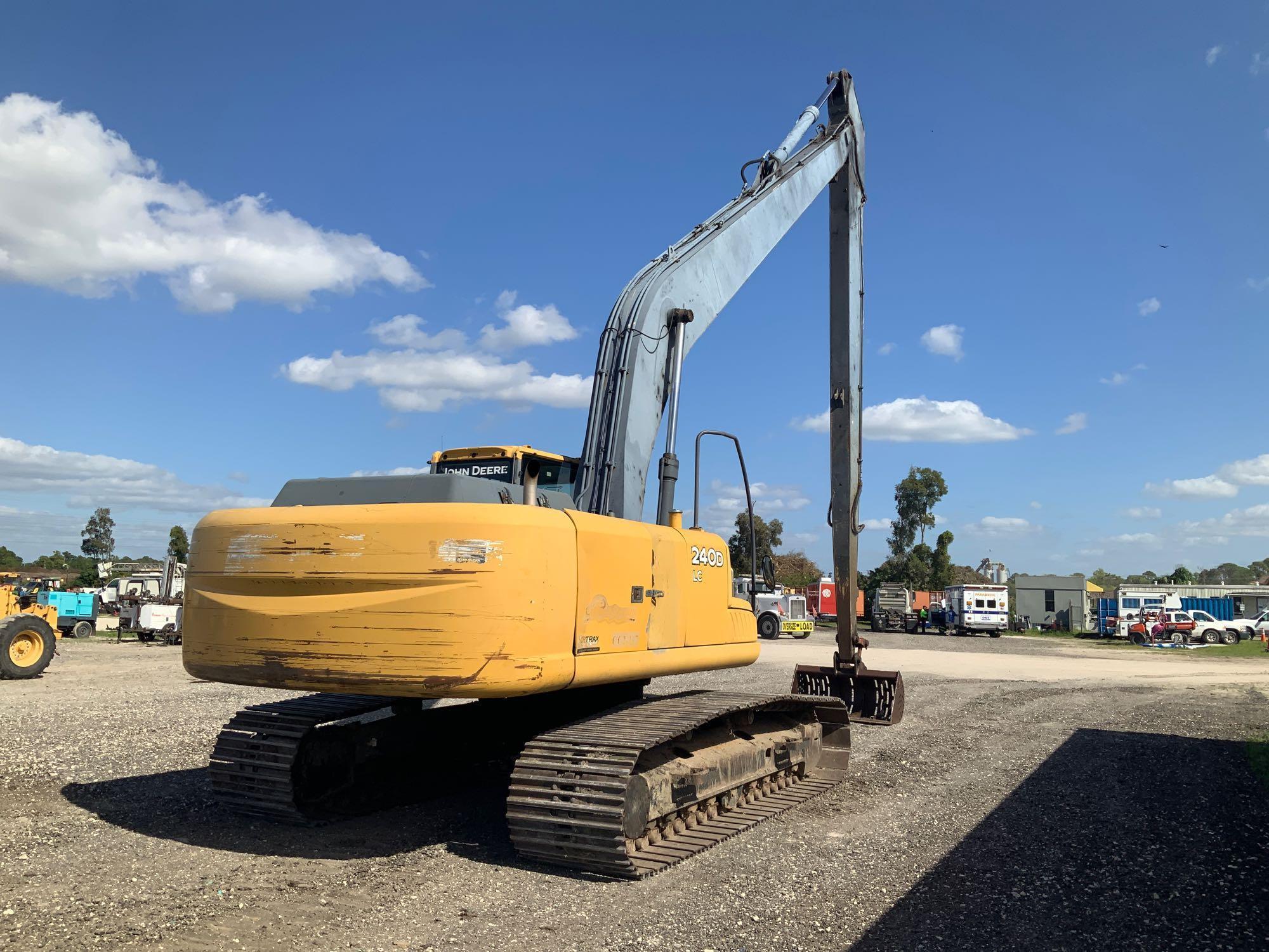 2007 John Deere 240D Long Reach Excavator