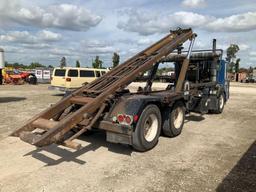 2000 Crane Carrier Co. Roll Off Truck