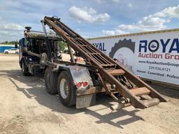 2000 Crane Carrier Co. Roll Off Truck