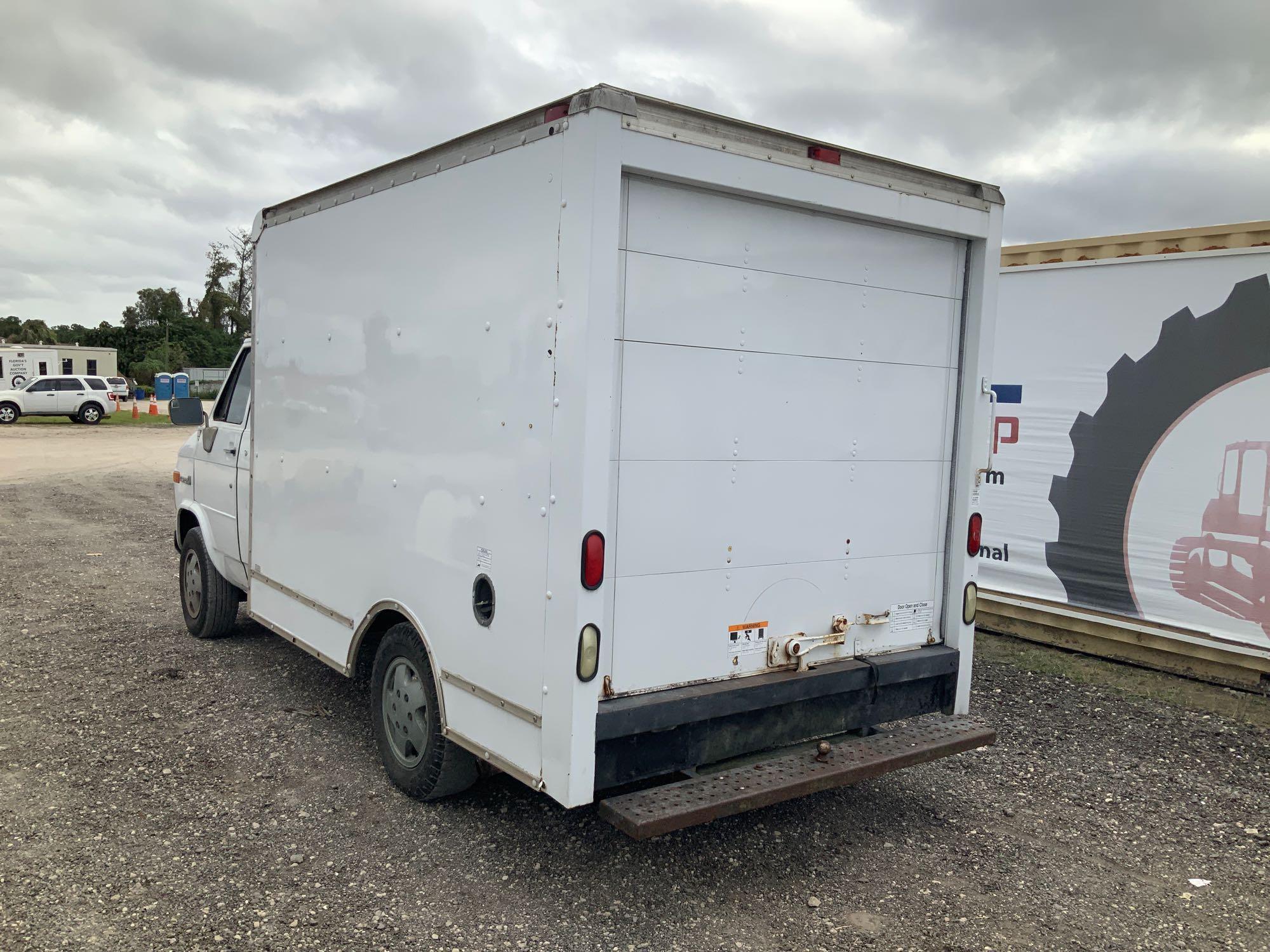 1995 GMC G3500 Vandura Box Truck