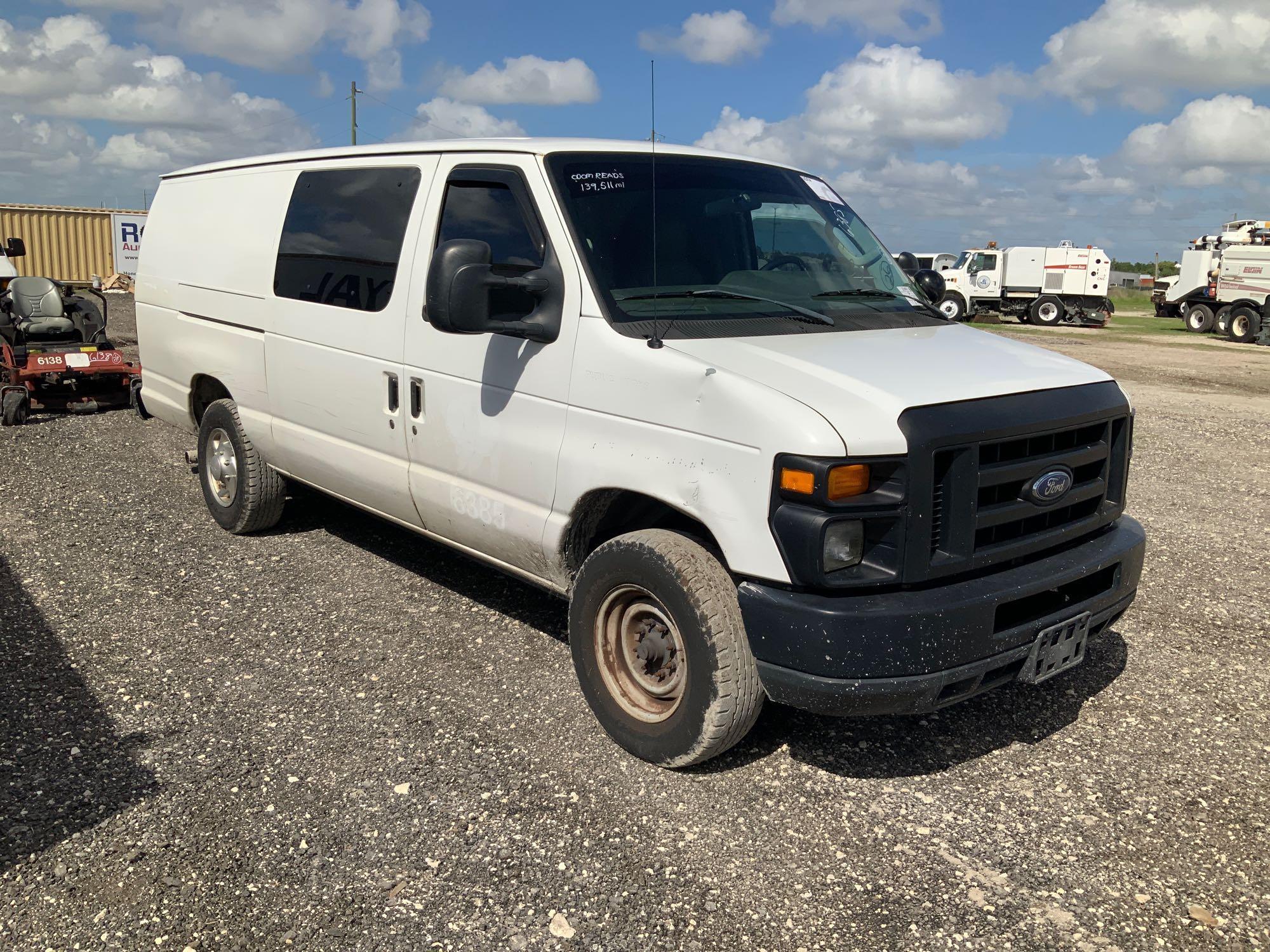 2009 Ford E-350 Cargo Van