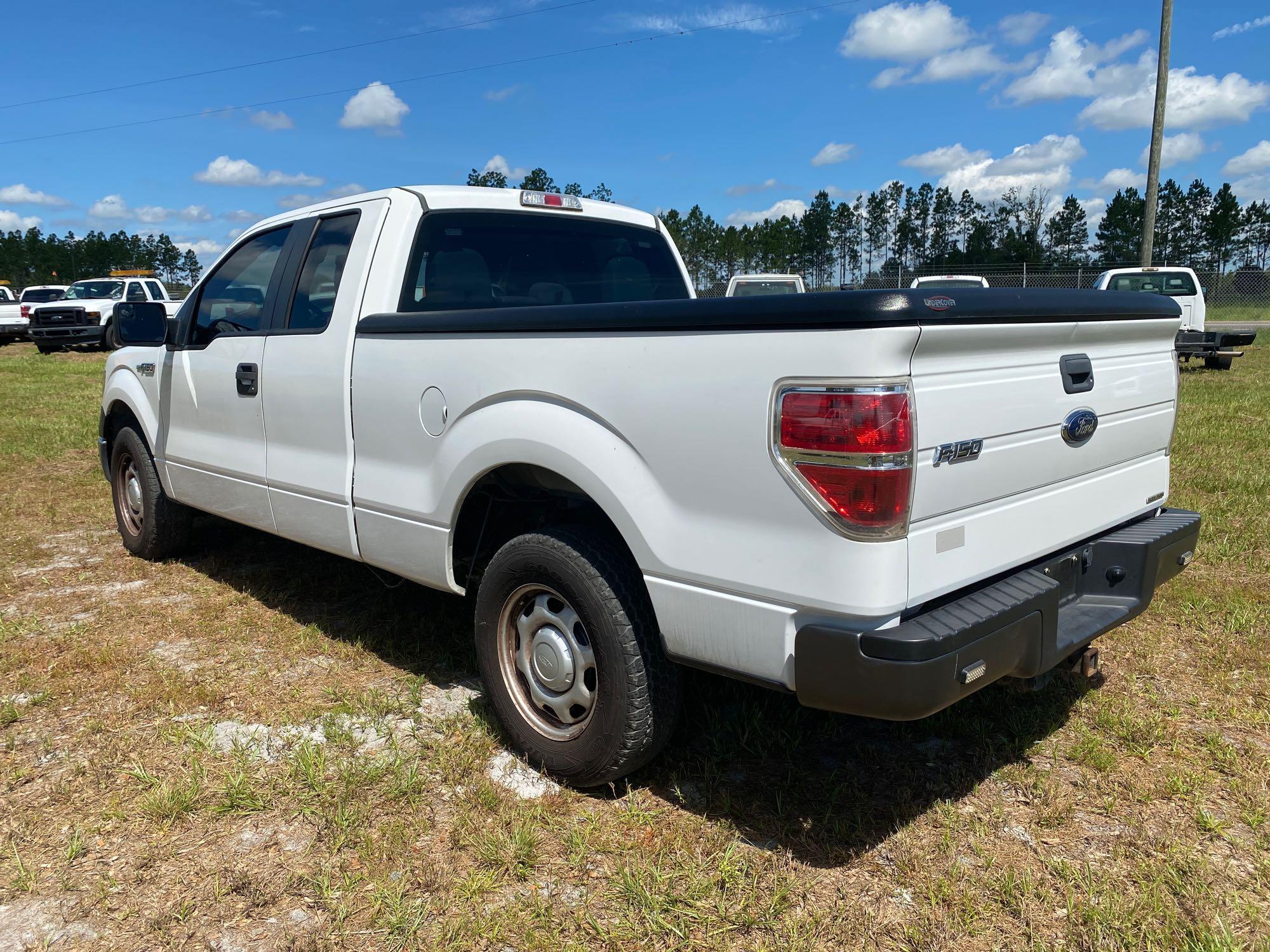 2013 Ford F-150 Extended Cab Pickup Truck