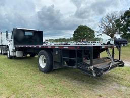 2006 Freightliner M2 20ft Flatbed Truck