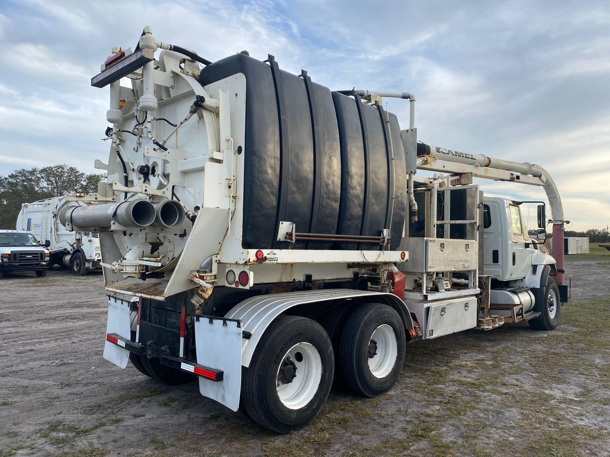 2008 International 7500 Camel T/A Vacuum Truck