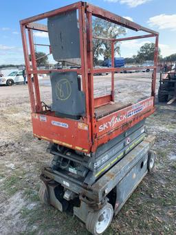 2012 Skyjack SJIII 3219 Electric Scissor Lift