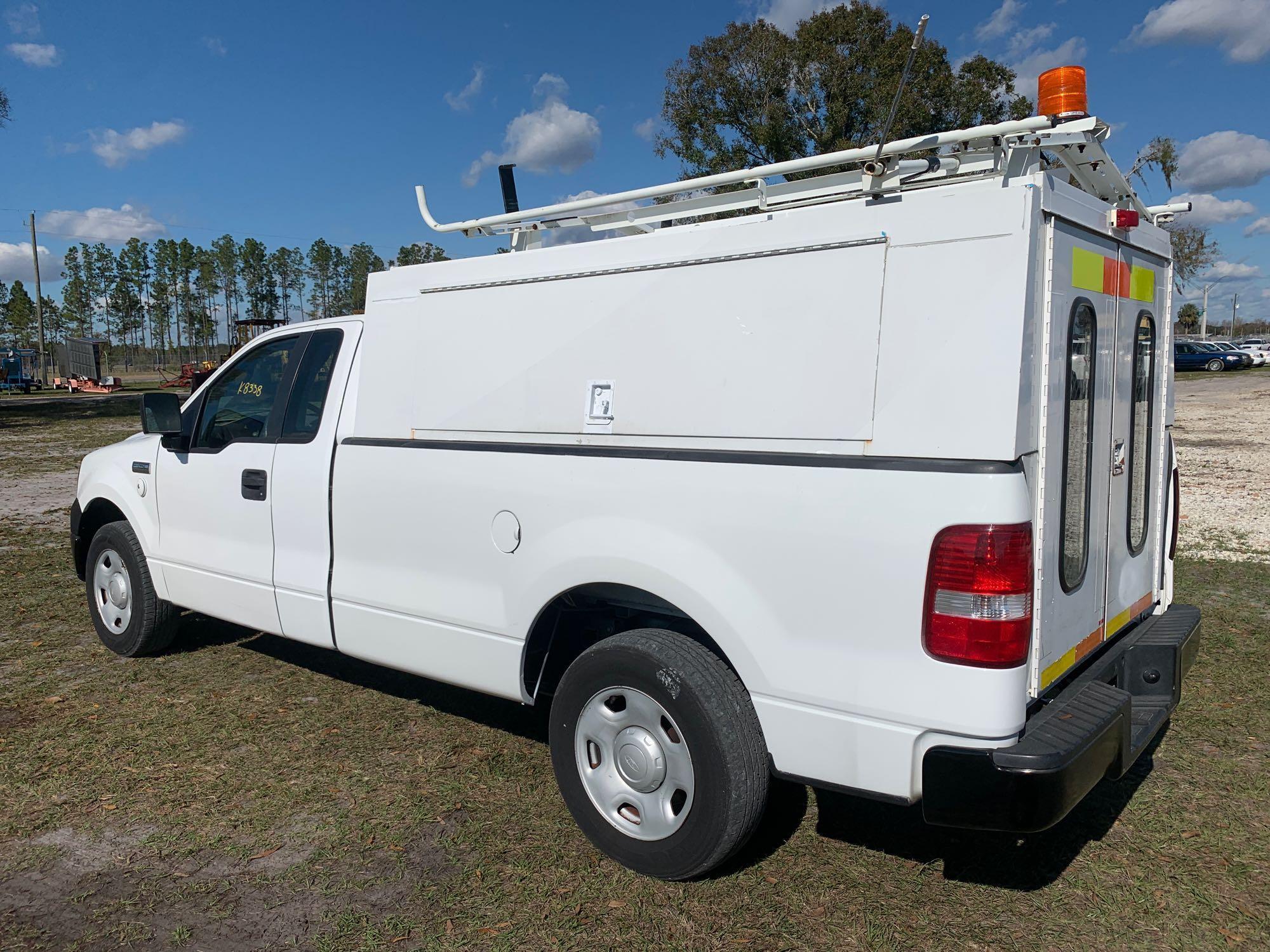 2008 Ford F-150 Enclosed Topper Pickup Truck