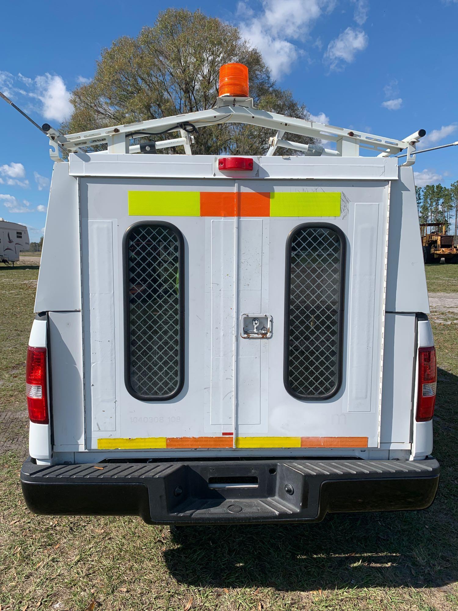 2008 Ford F-150 Enclosed Topper Pickup Truck