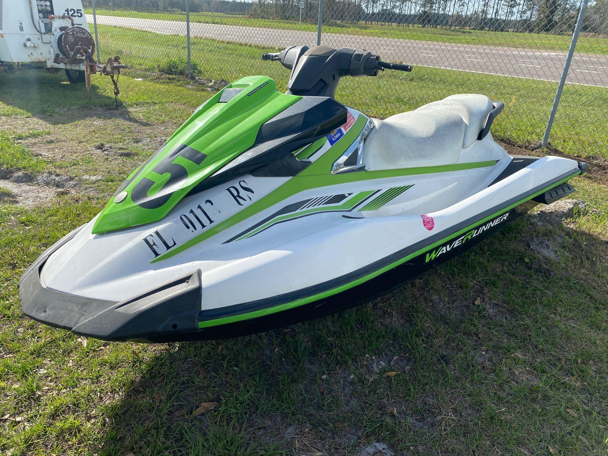 2018 Yamaha VX 3 Passenger Jet Ski