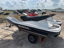 2 Honda Aquatrax F-12X Jet Skis with Trailer