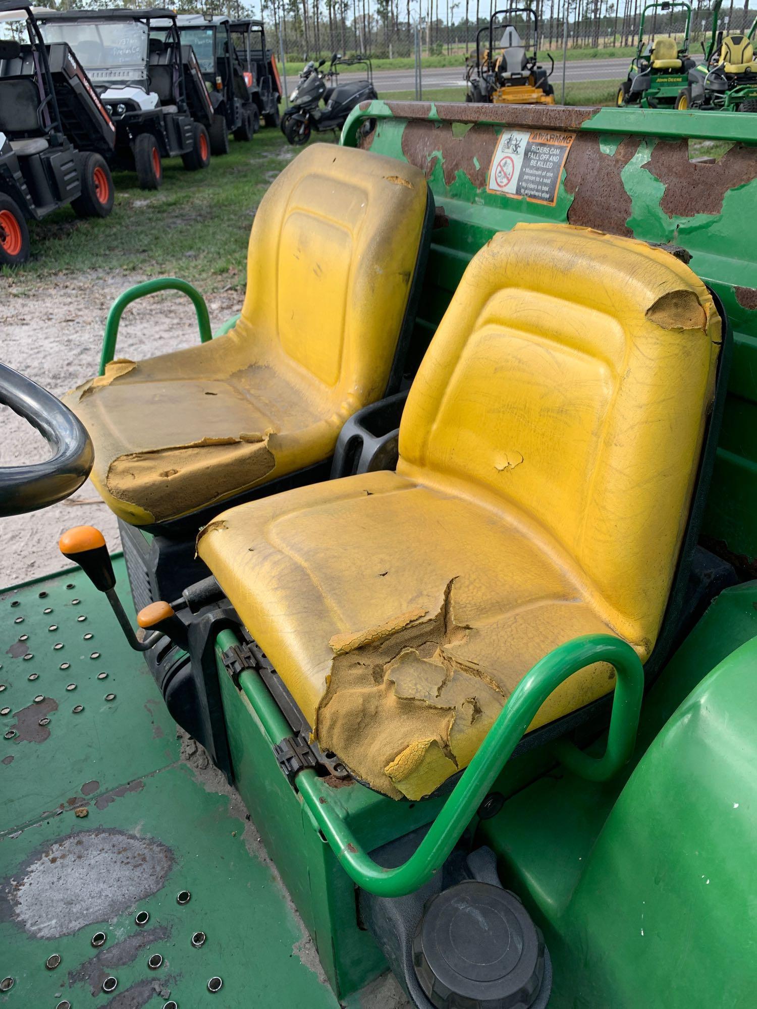 2004 John Deere TH 6x4 T/A Dump Bed Gator