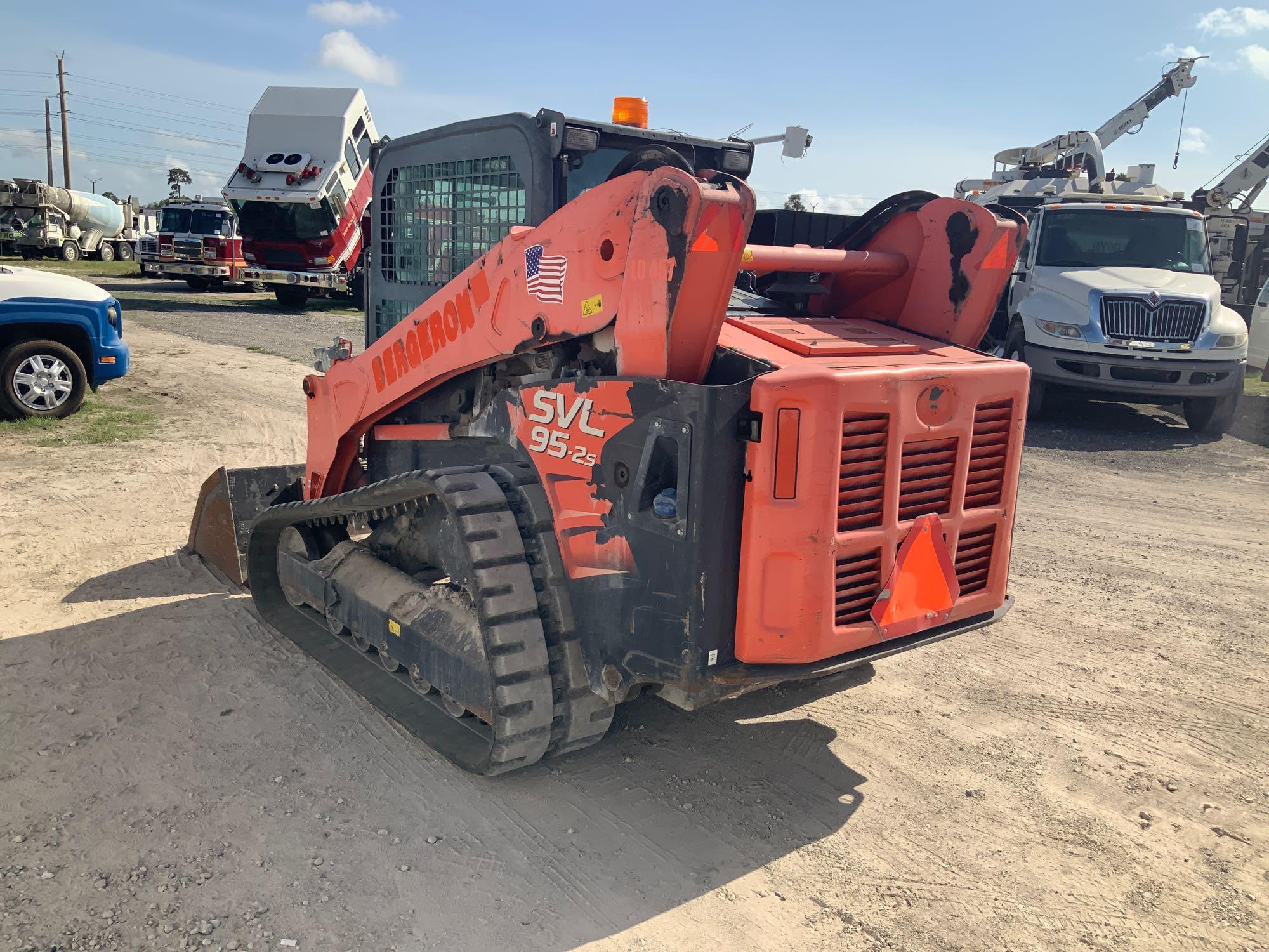 2017 Kubota SVL 95-2S Hi- Flow Skid Steer Track Loader