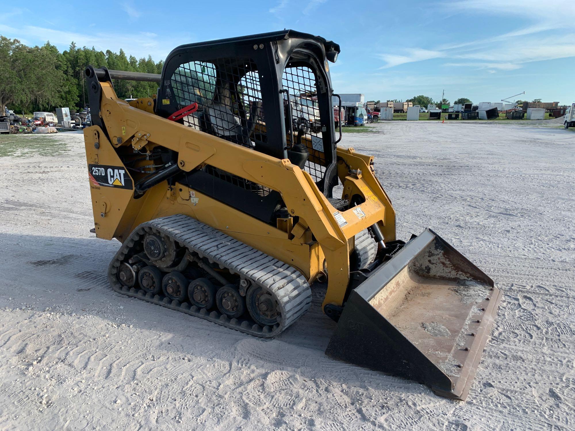 2016 Caterpillar 257D Skid Steer Compact Track Loader