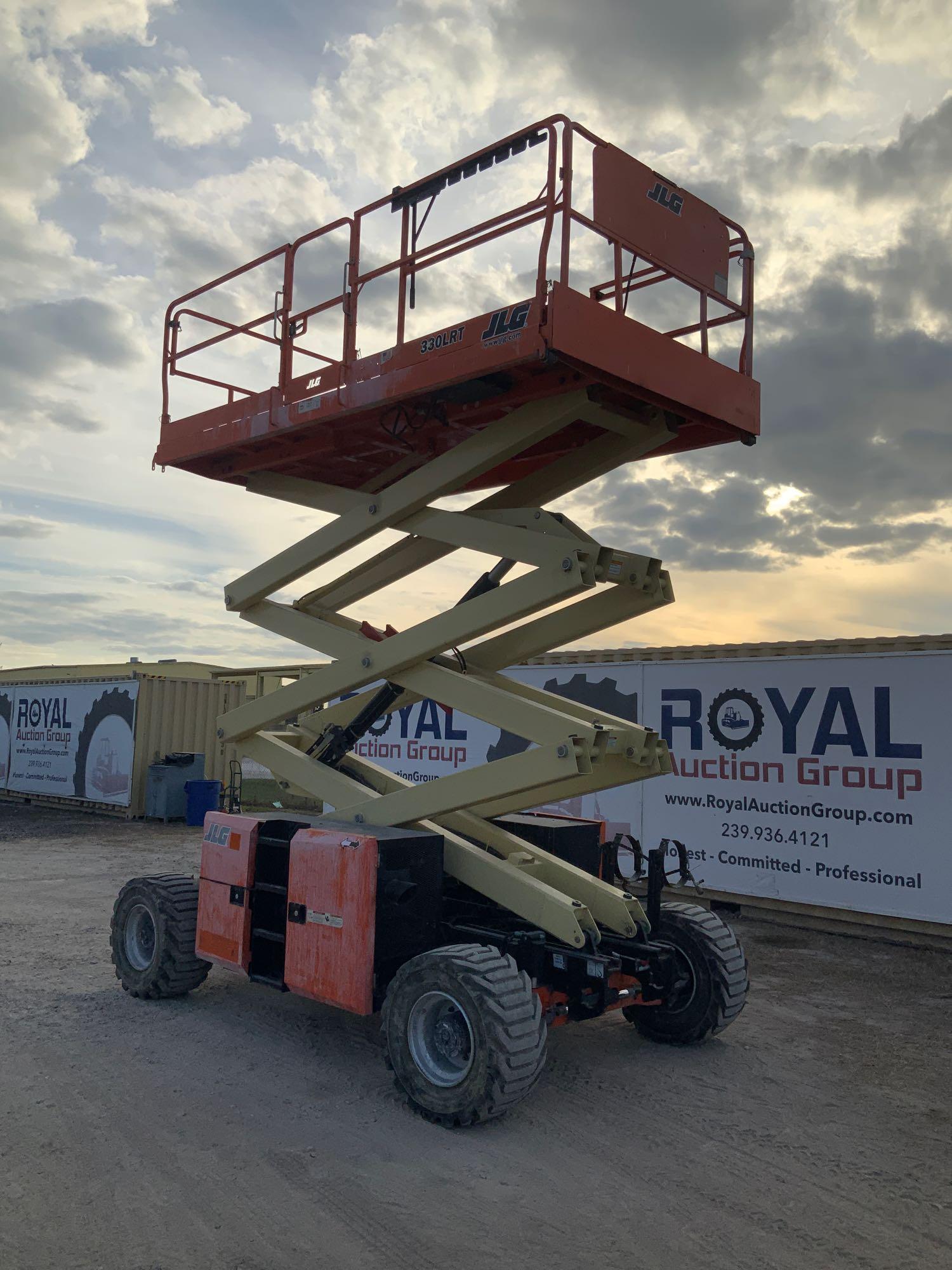 2018 JLG 330LRT 33FT 4x4 Scissor Lift