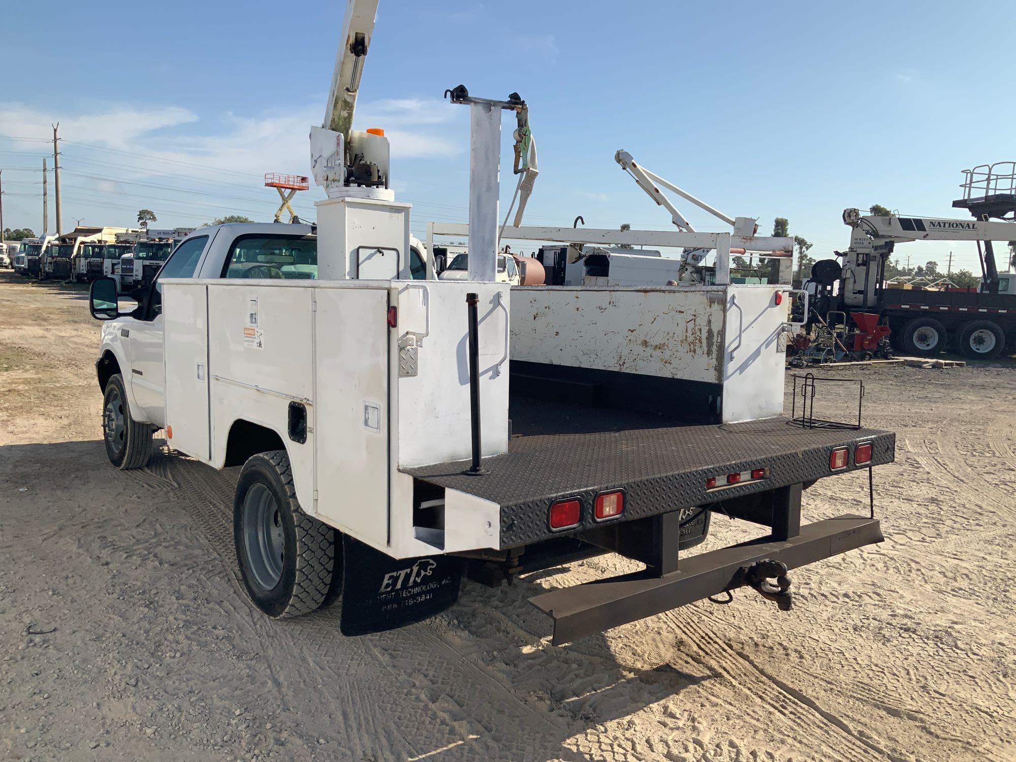 2002 Ford F-450 34FT Bucket Truck