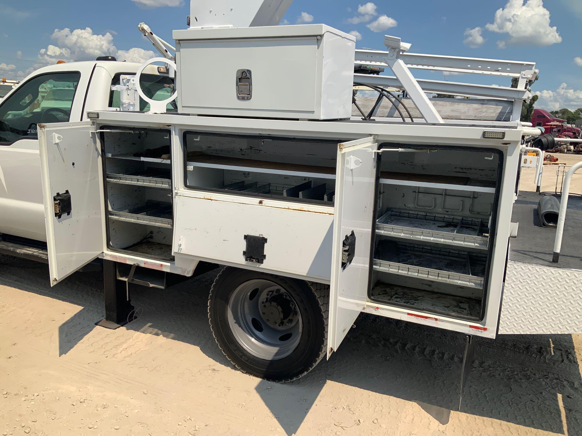 2012 Ford F-550 4x4 43FT Insulated Bucket Truck