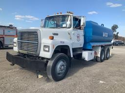 1989 Ford LT8000 T/A Water Truck