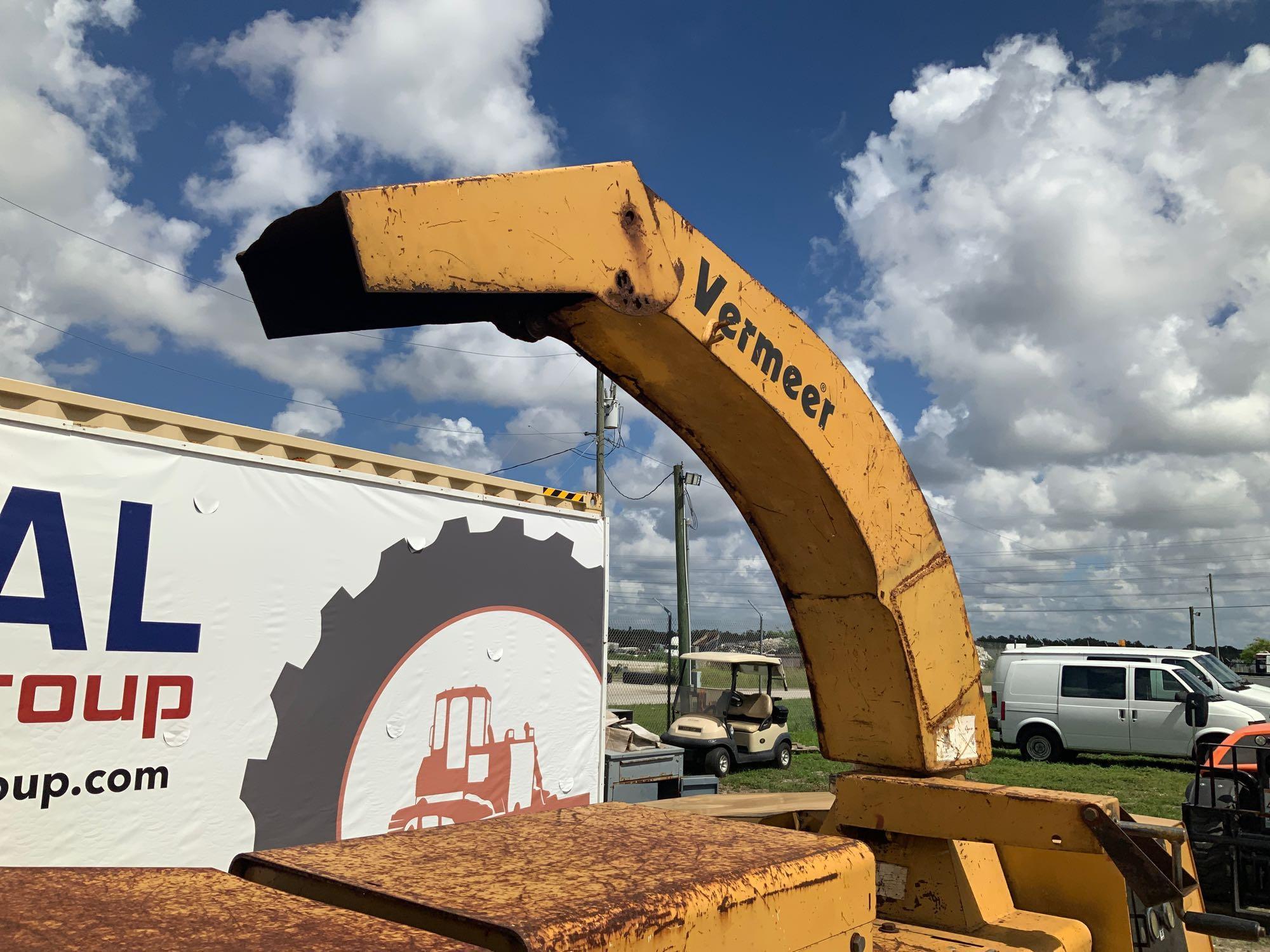 2007 Vermeer BC1000XL Towable Chipper