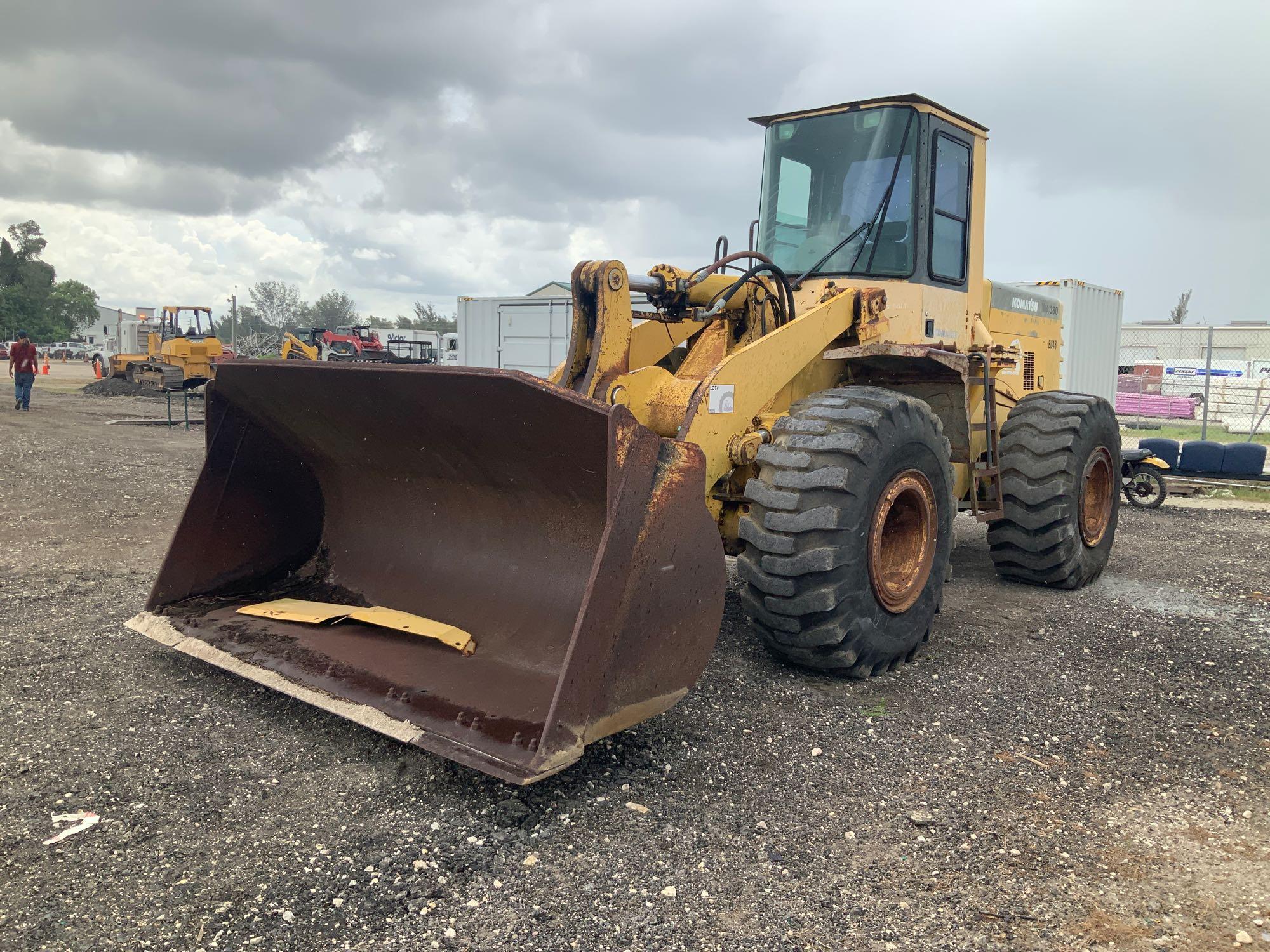 Komatsu WA380-3L Articulated Wheel Loader