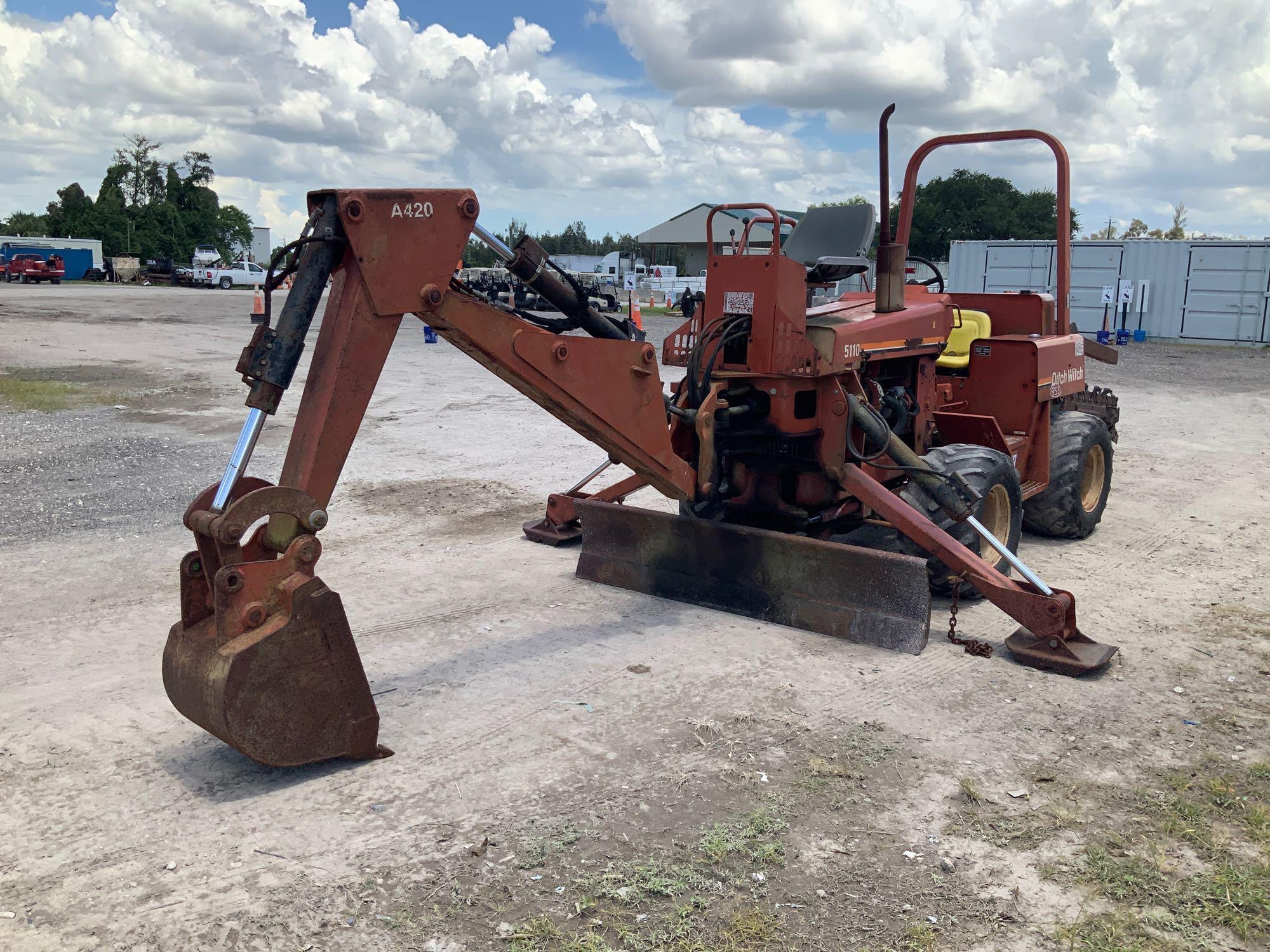 2001 Ditch Witch 5110DD Trencher Backhoe