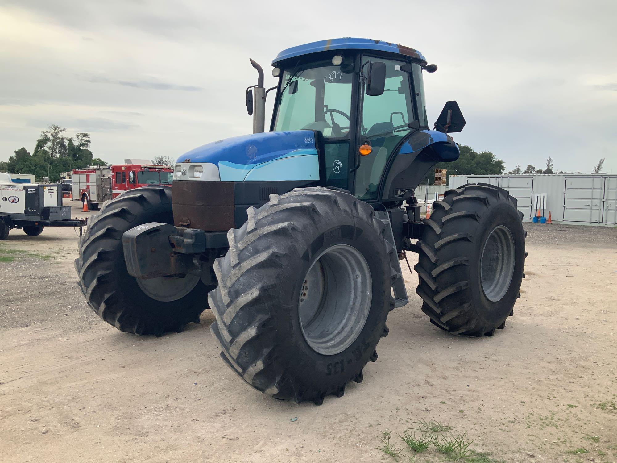 2014 New Holland TS6. 120HC 4x4 Tractor