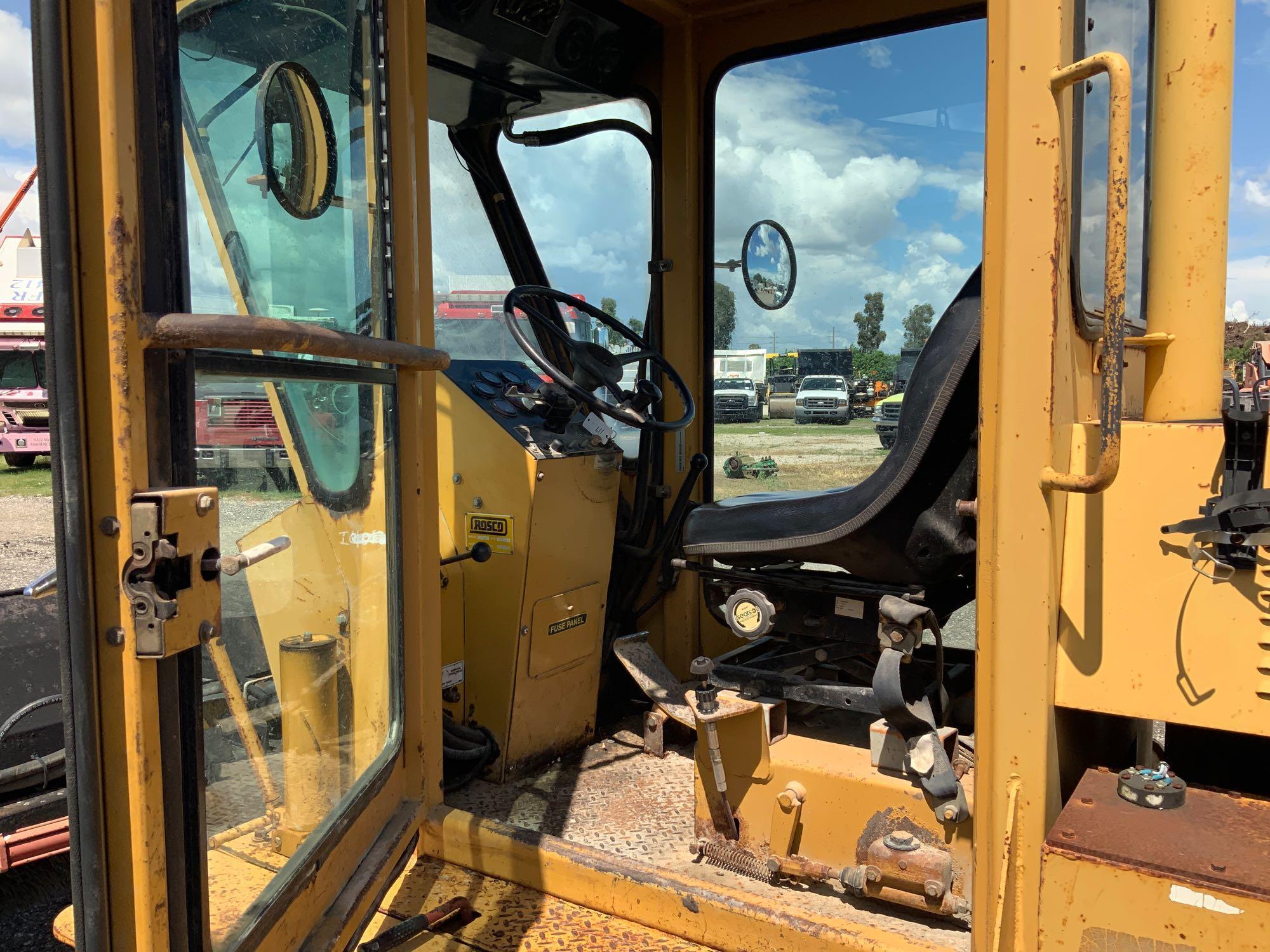 Rosco Challenger 2 Broom Tractor