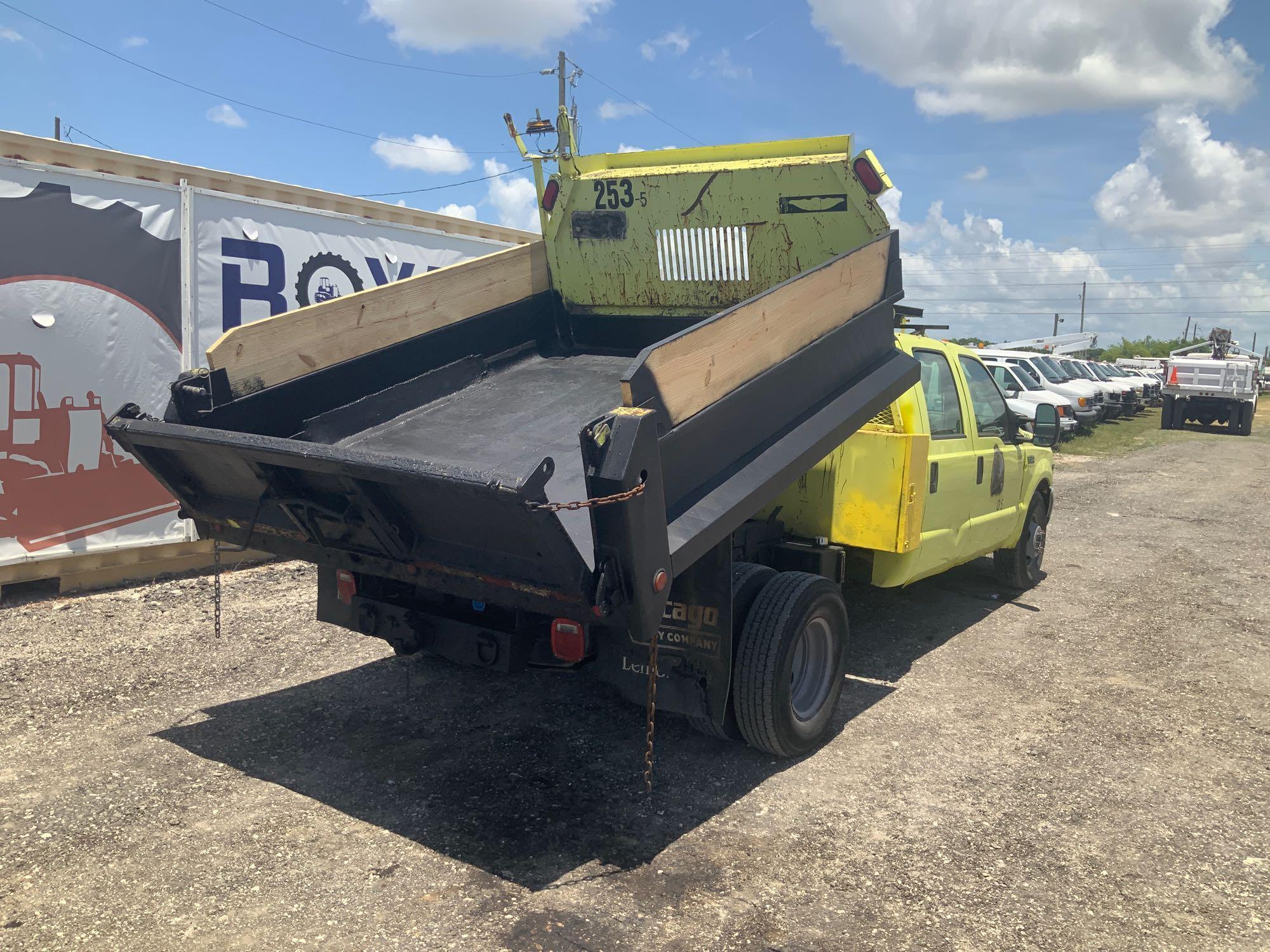 2001 Ford F-350 Dump Truck