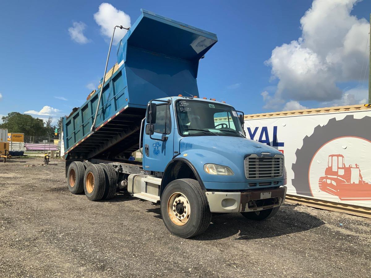 2005 Freightliner M2 106 T/A Dump Truck