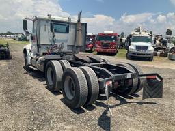 2005 International 9200i T/A Day Cab Truck