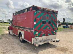 2001 International 4700 Ambulance