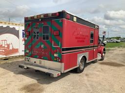 2001 International 4700 Ambulance