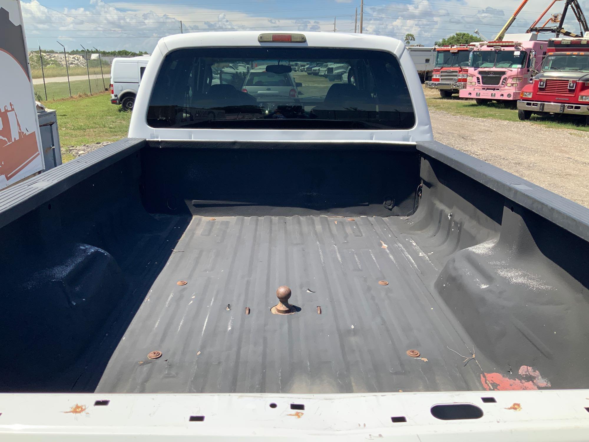 2009 Ford F-250 4x4 Crew Cab Pickup Truck