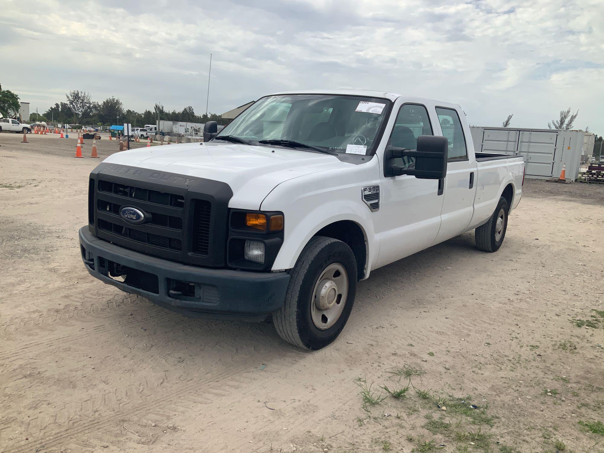 2009 Ford F-350 Crew Cab Pickup Truck