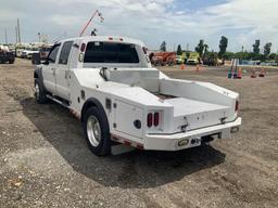 2008 Ford F-550 Crew Cab Dually Hauling Truck